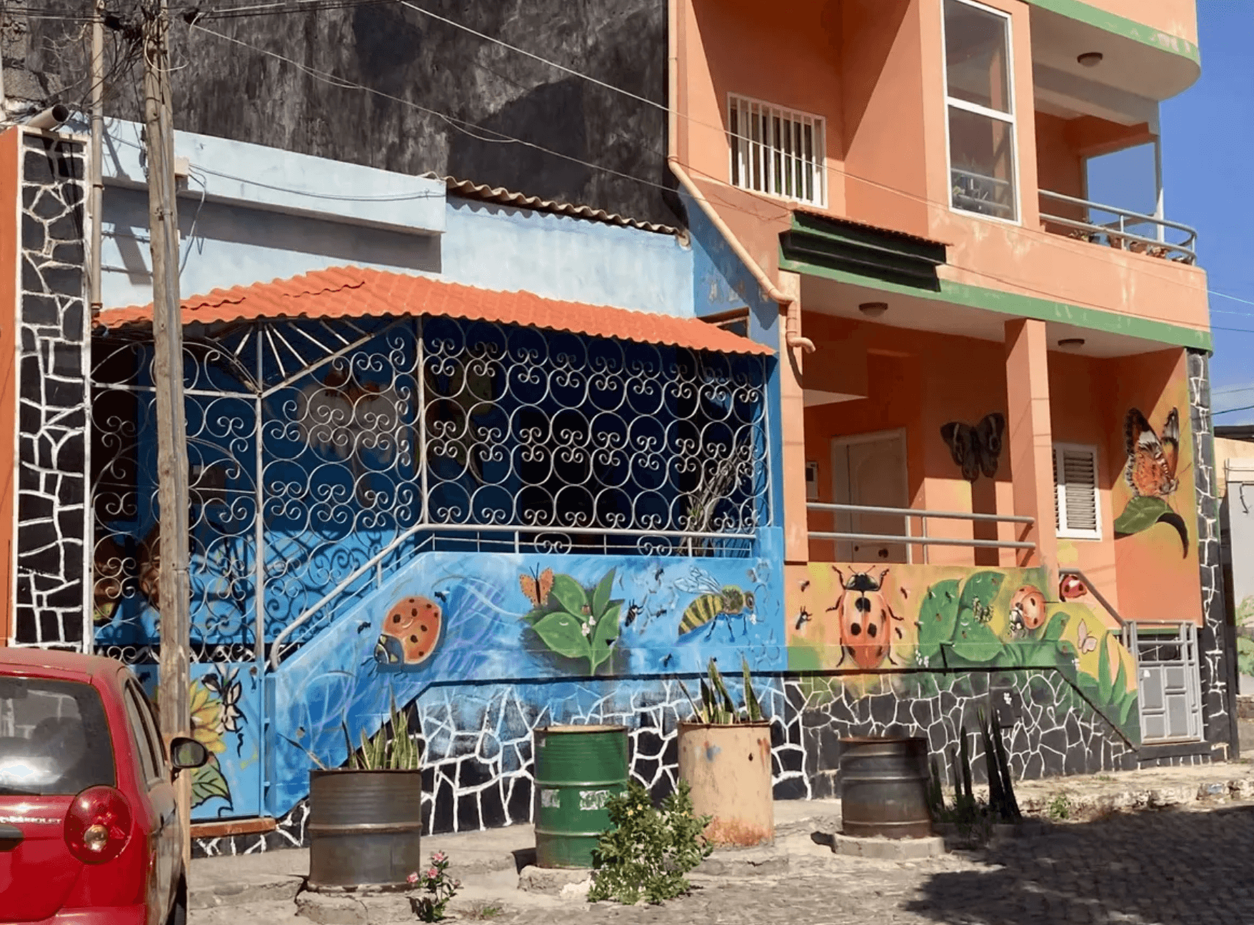 Rua de arte - Terra Branca, Praia